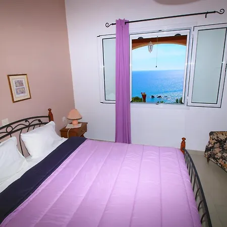 Takis On Beach, B With Sea View Appartamento *