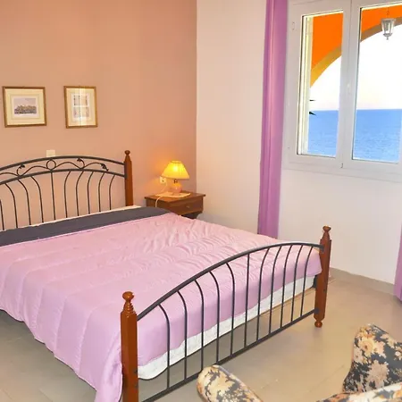 Apartament Takis On Beach, B With Sea View *