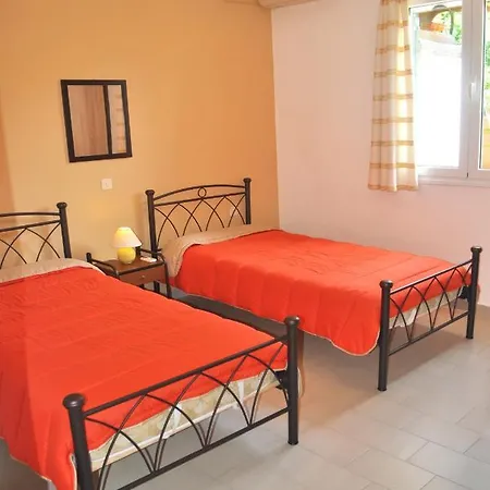 Takis On Beach, B With Sea View *