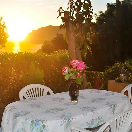 Takis On Beach, B With Sea View Apartament *