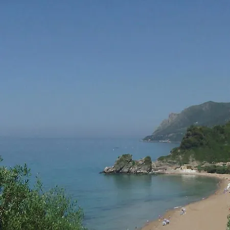 Apartament Takis On Beach, B With Sea View *